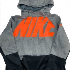 Nike boys size 12 sweater hoodie nwot